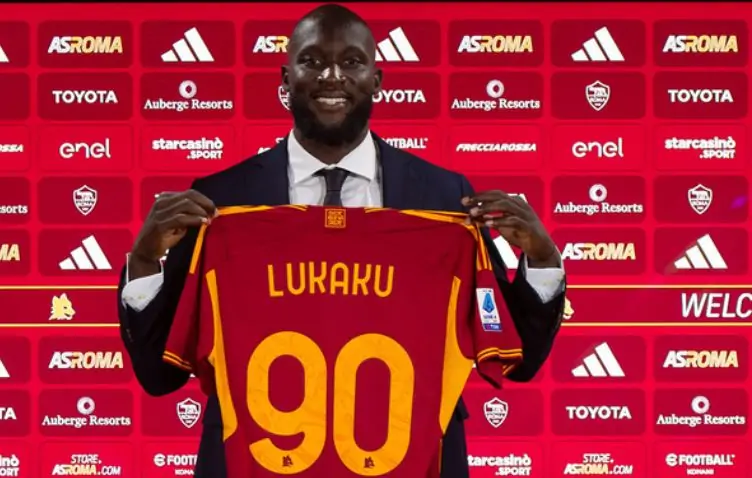 Lukaku chính thức chuyển đến thi đấu cho AS Roma ở mùa giải tới